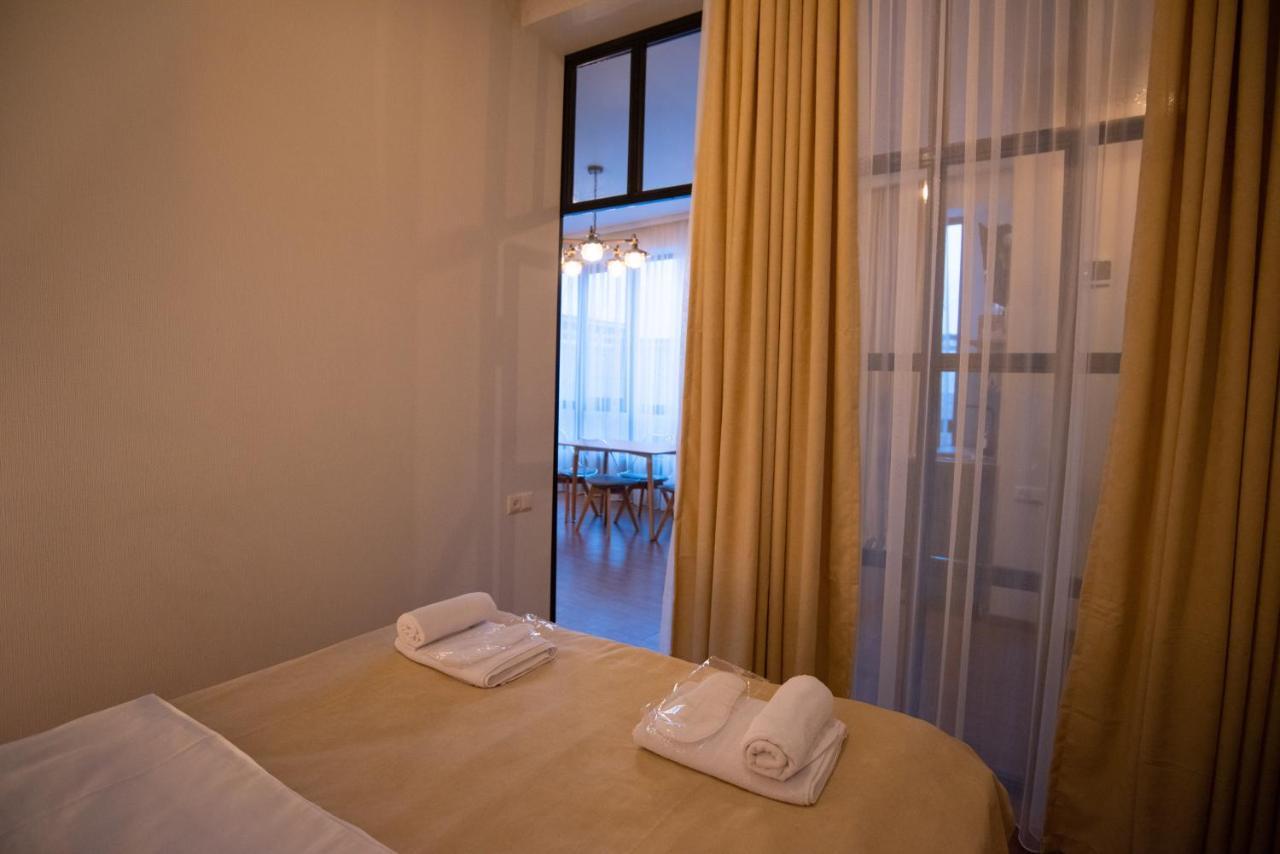 Luxury Apartment In Old Tbilisi With Terrace エクステリア 写真