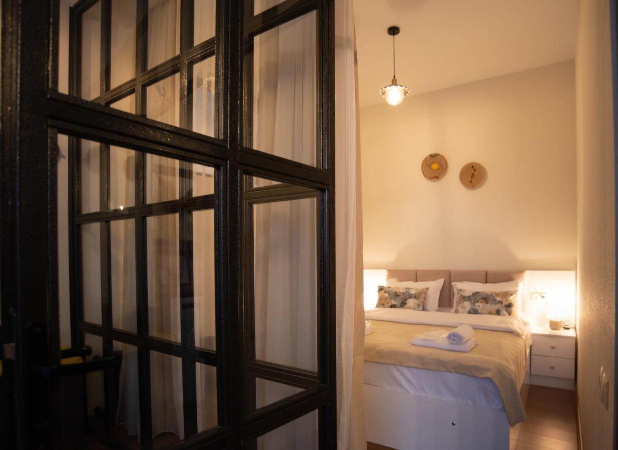 Luxury Apartment In Old Tbilisi With Terrace エクステリア 写真