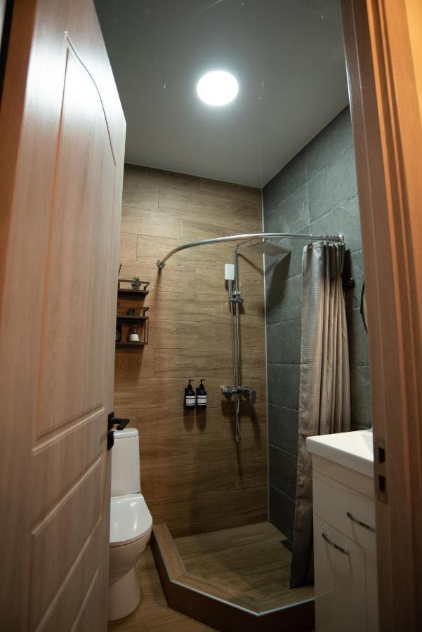 Luxury Apartment In Old Tbilisi With Terrace エクステリア 写真